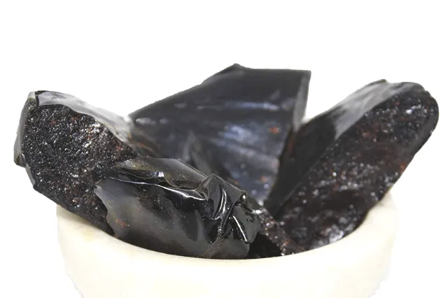 You can include black gum in your diet for weight loss