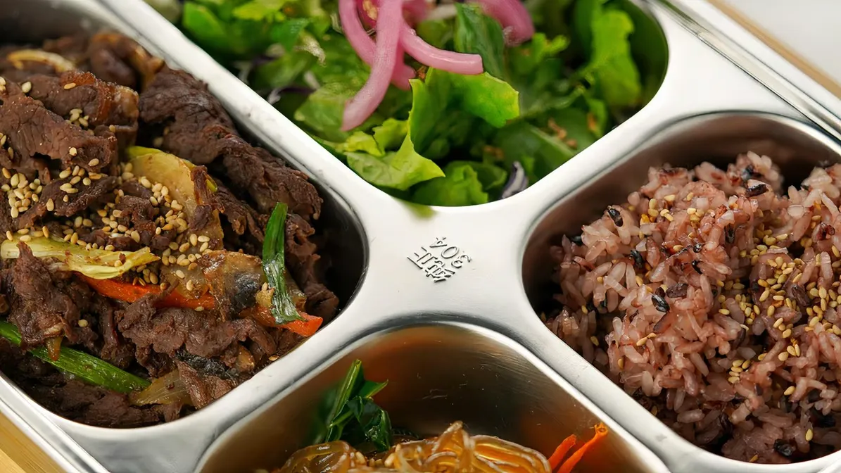 Kimchi Box - The Perfect Solution for Healthy, Flavorful Lunches