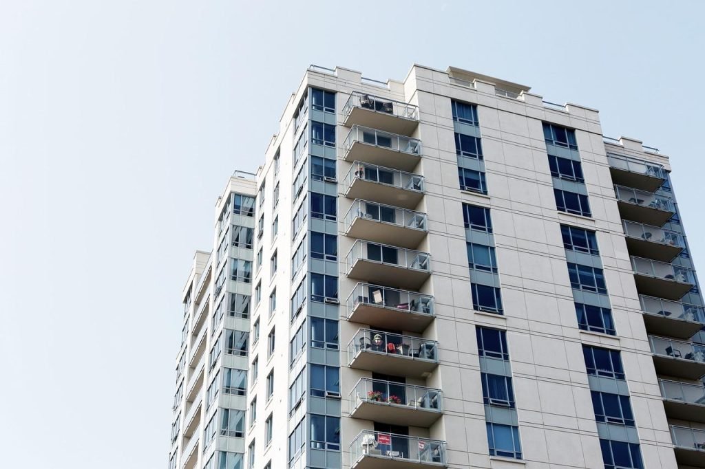 How to Invest in a Condo and Benefit in the Long Term
