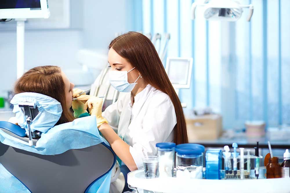 How Dentists Can Stay Healthy in 2023