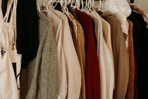 Sustainable Fashion Choices for a New Year’s Closet Makeover
