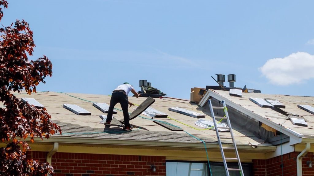 Common Roofing Problems and Solutions